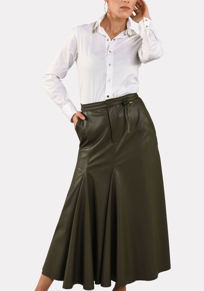 Famatex - Jupe asymétrique & chemise col & boutons dorés