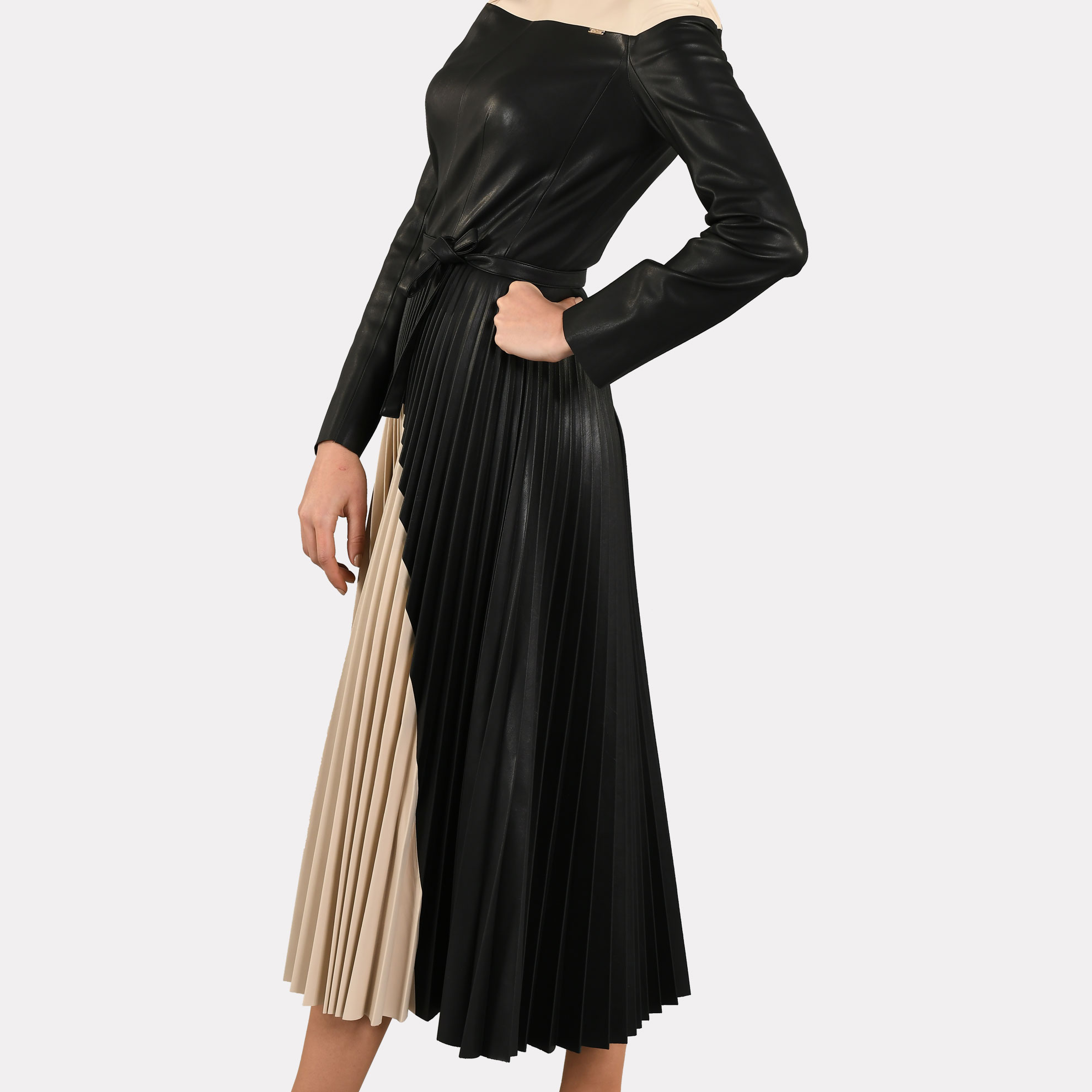 Famatex - Robe bicolore plissée